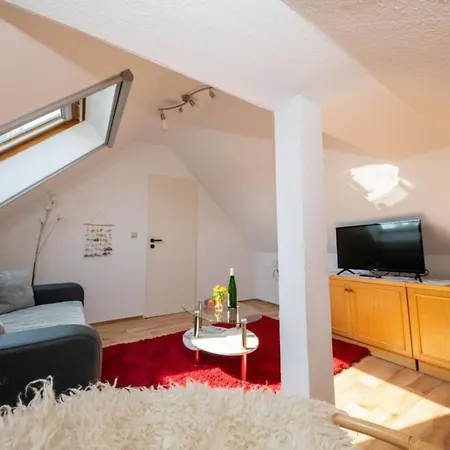 4 By Interhome